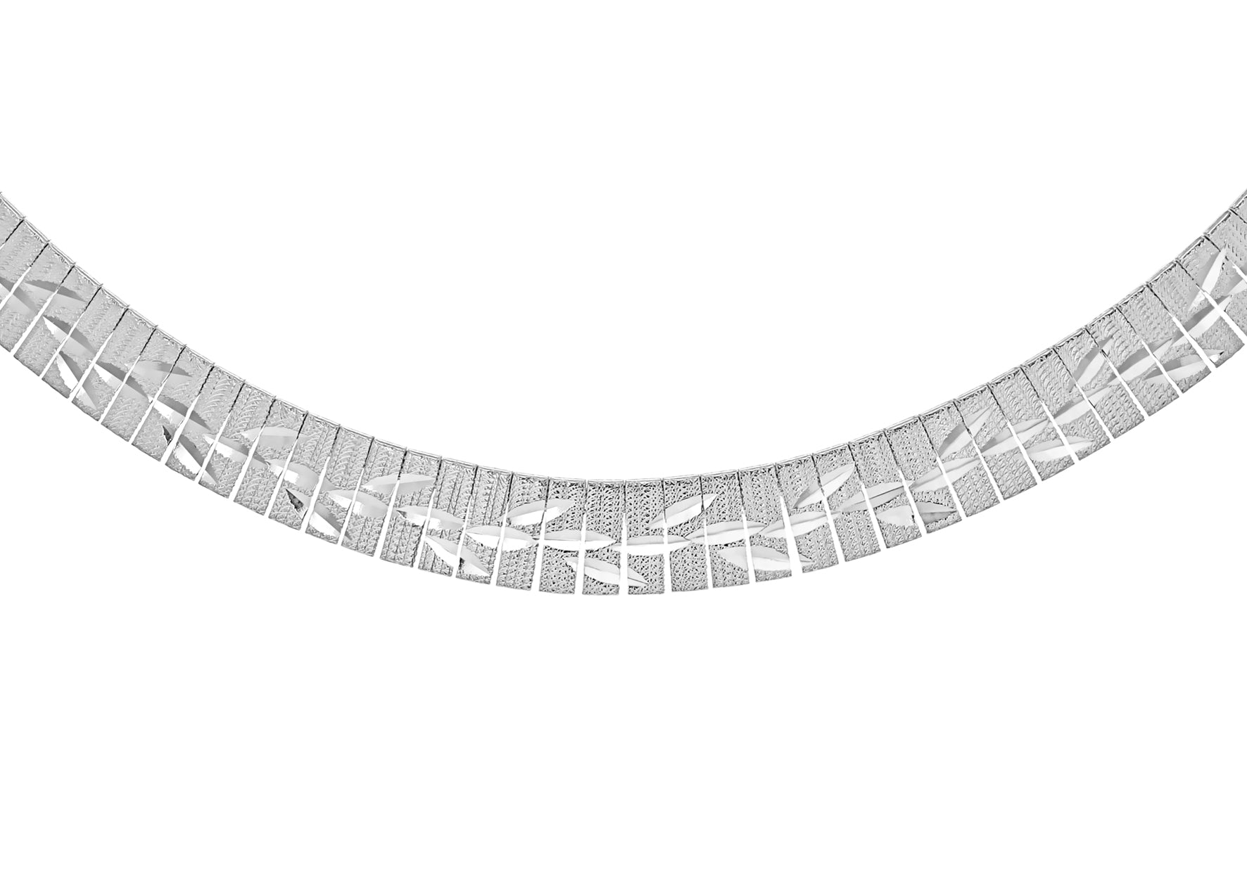 Sterling Silver Leaf Patterned Graduated leopatra Necklace 43m/17"9